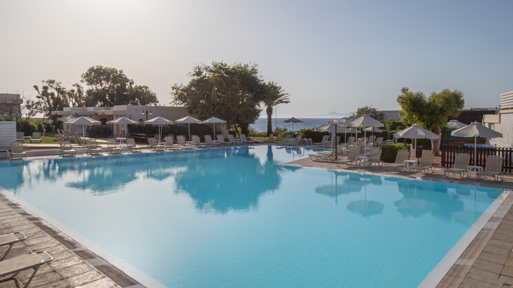 Sol Cosmopolitan Rhodes